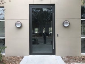 pivot_door_35
